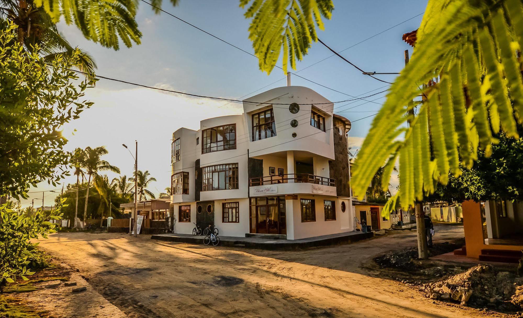 Hotel Volcano Puerto Villamil Exterior foto